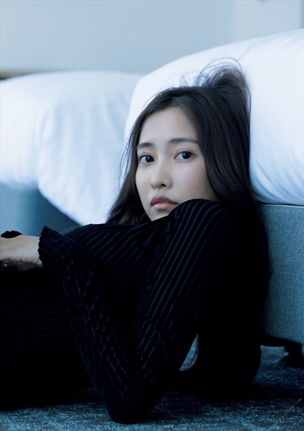 佐野ひなこ写真集「COLORS」 週プレ PHOTO BOOK