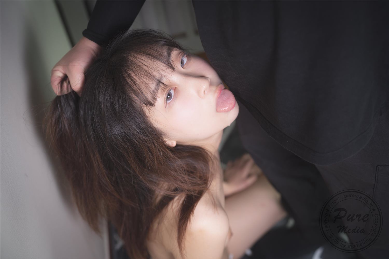 [Pure Media] Vol.258  Hina  Share My Girlfriend