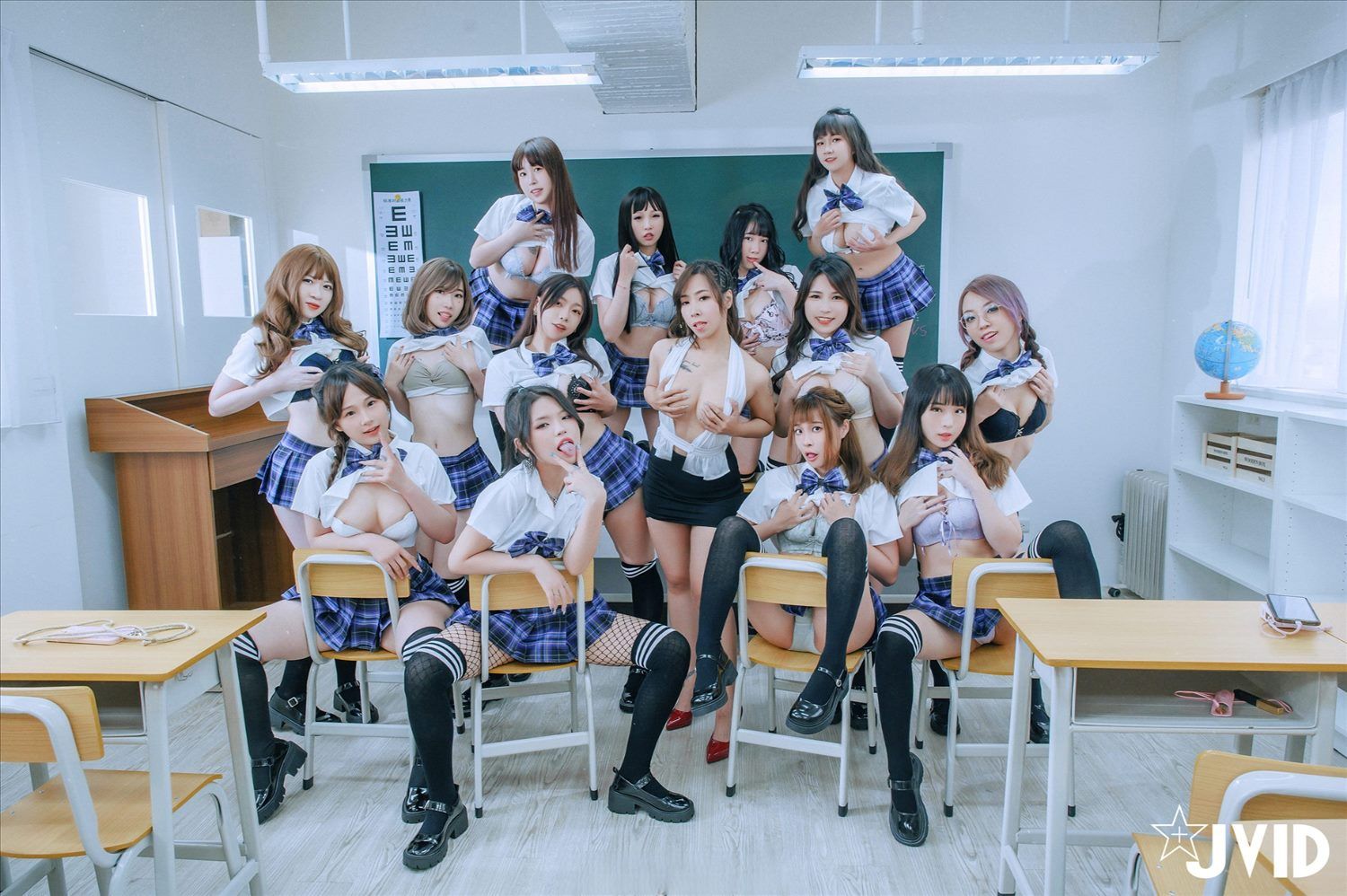 [JVID] 淫乱学院大量颜射