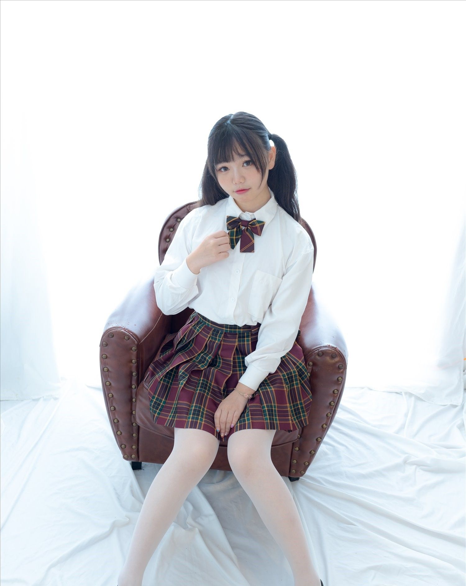 少女秩序 - 乐栀 gr03L