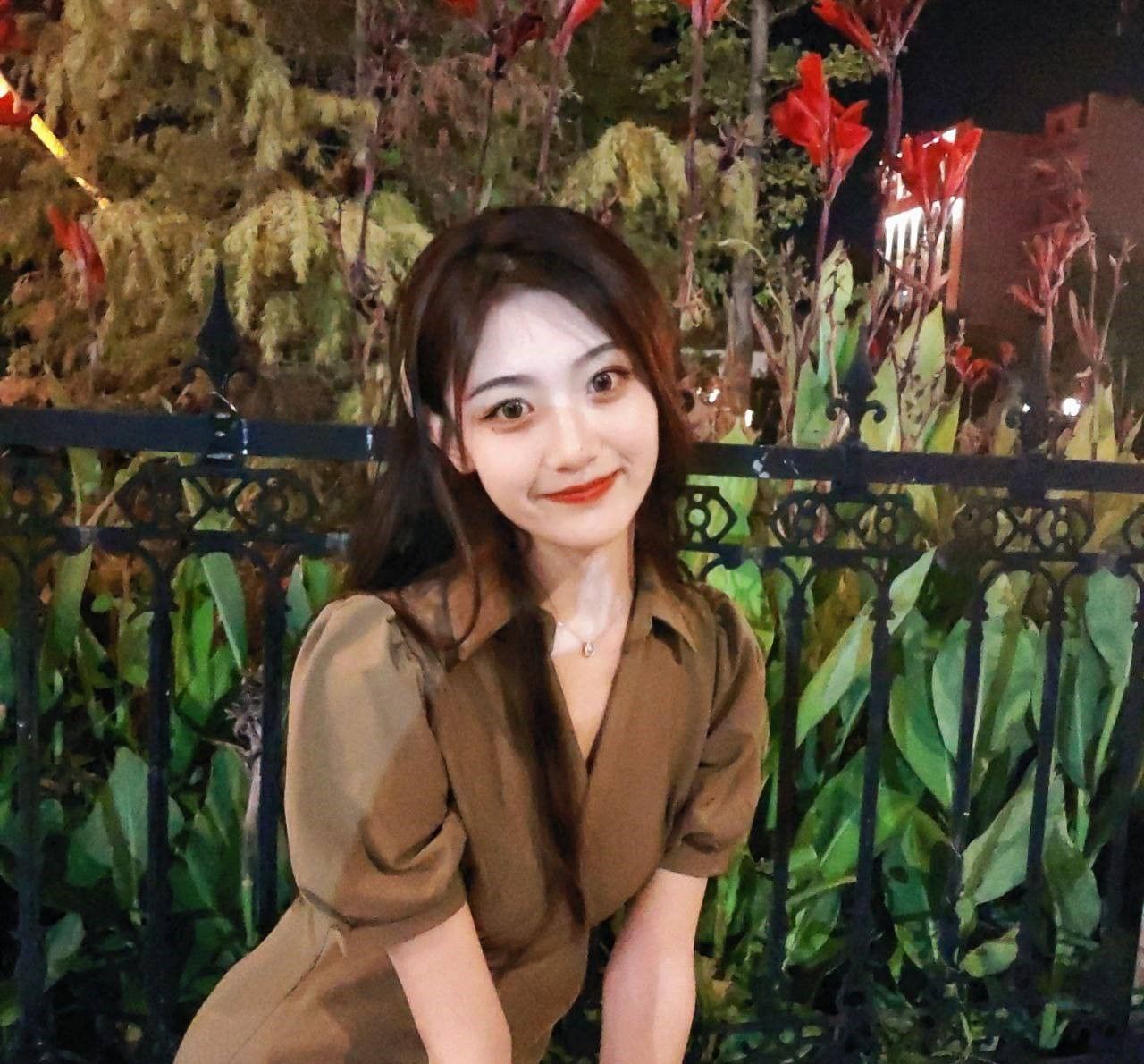 反差婊吴婷婷视图