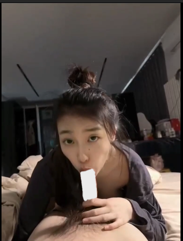 抖音网红美女Ay的奇思妙想日记Aying