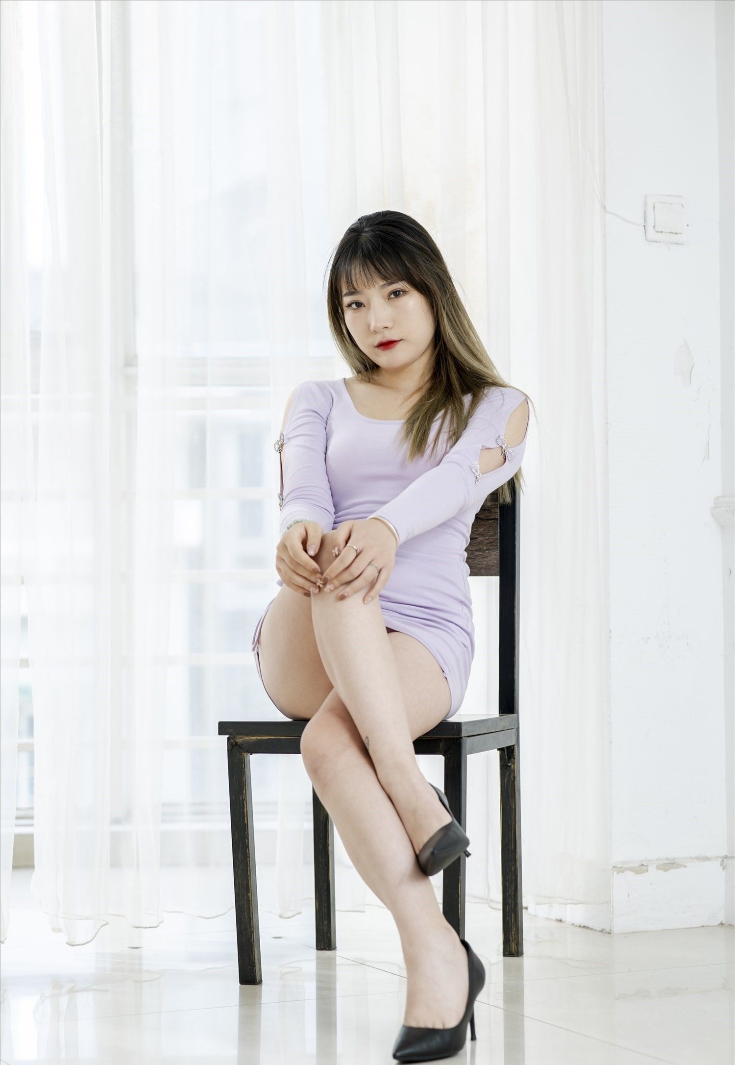 国模黄甫夏沫大尺度私拍