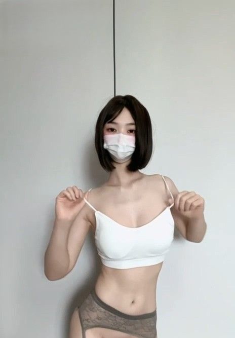 绝版定制猫猫酱掰穴顶胯裸舞