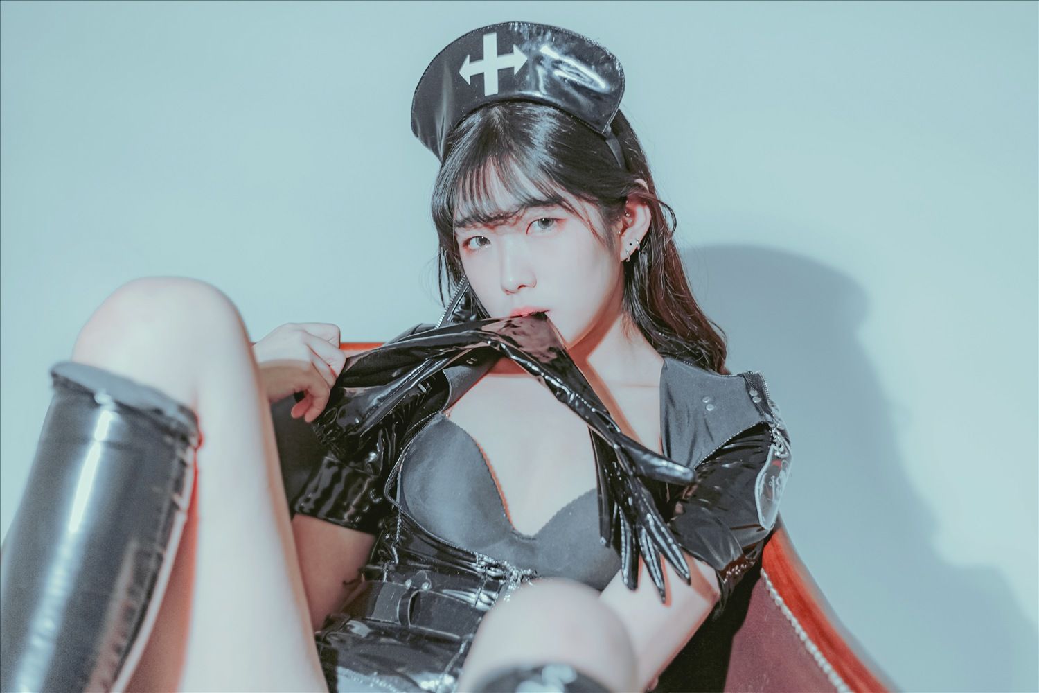 SonSon (손손) - Dark Maid